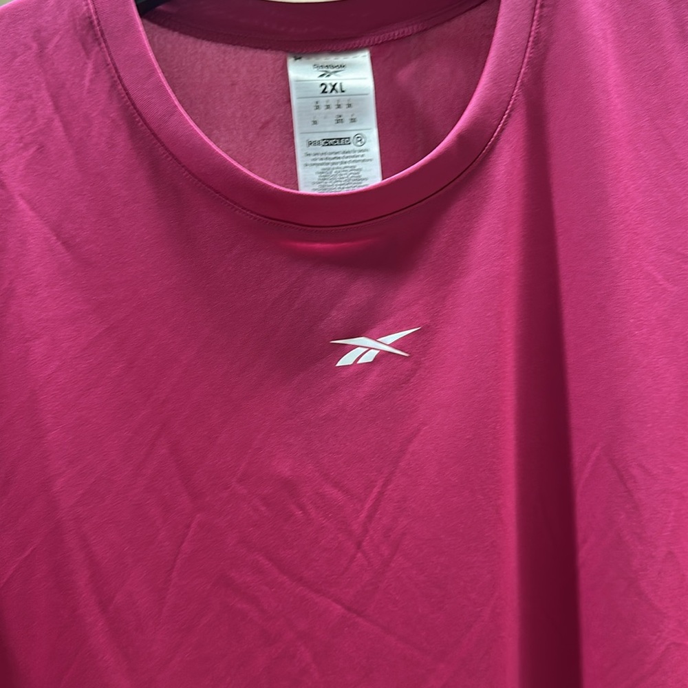 NWT Reebok sleeveless ID performance tech tank - Picture 3 of 4